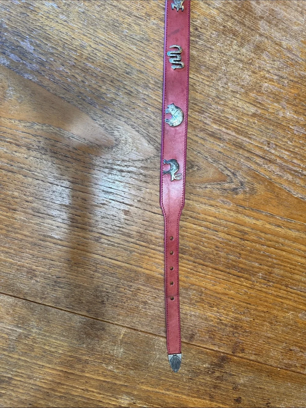 Vintage 1990 Leegin Silver Creek Red Animal Concho Belt 26
